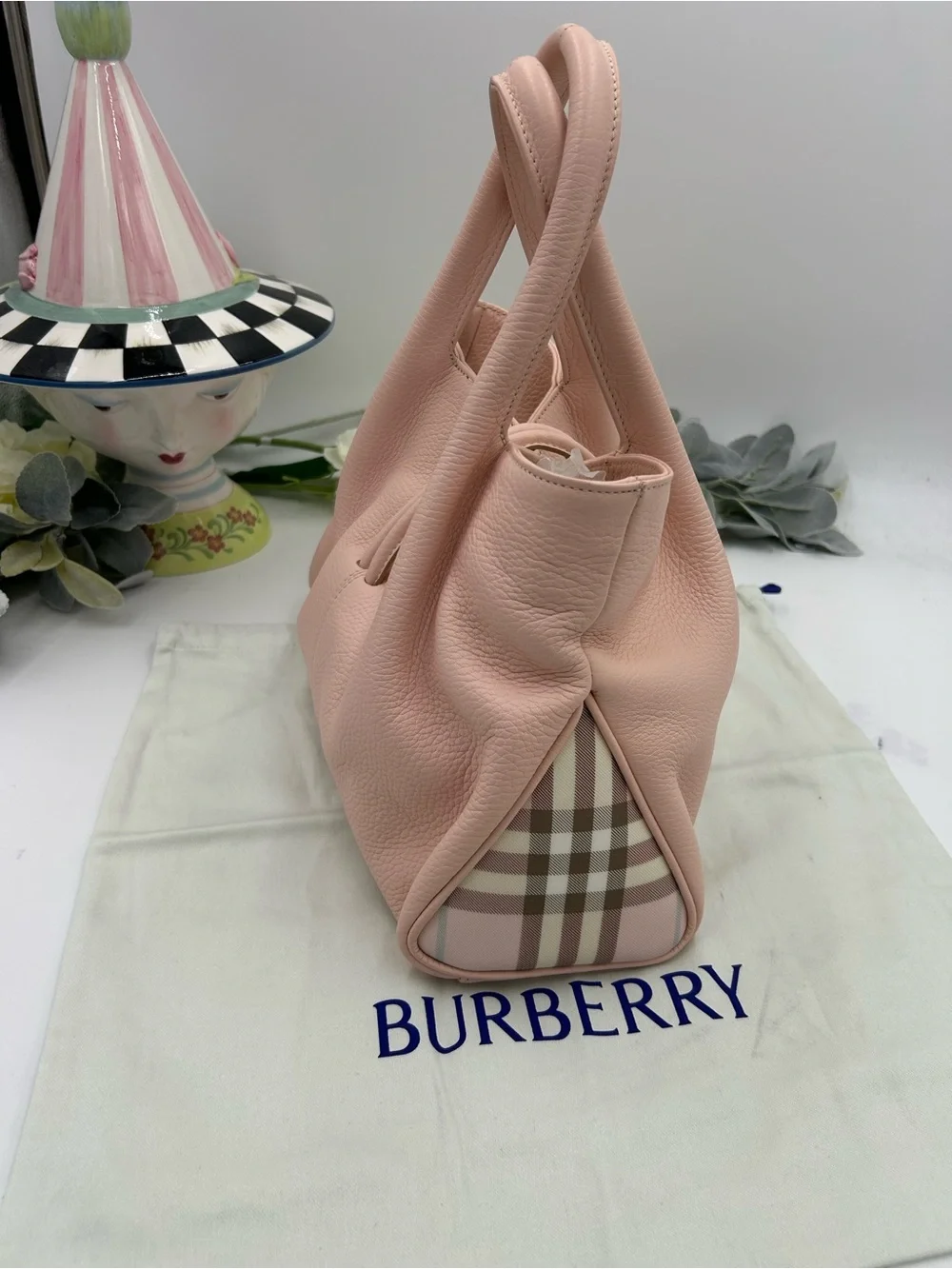 Women's Burberry London calfskin leather loop tote bag pristine